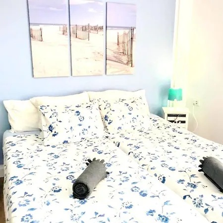 Studio In Puerto De La Cruz With Wonderful Sea View Shared Pool Furnished Balcony 250 M From The Bea شقة Tenerife Island